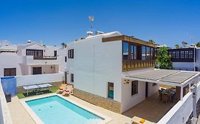 Villa Fayna By Villa Plus